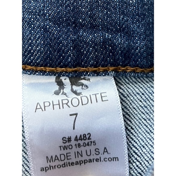 Aphrodite Juniors Distressed Denim  Jeans - Picture 5 of 10